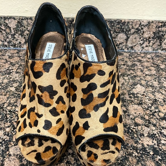 Steve Madden Pony Hair Wedges “Wicked” SZ 10 - Picture 3 of 15